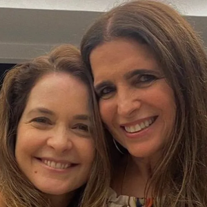 Malu Mader contou que o passar dos anos é um assunto presente nas conversas com amigas como Claudia Abreu.