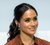 Gente... Meghan Markle é acusada de roubar vestido após ensaio de revista; equipe da duquesa se manifesta