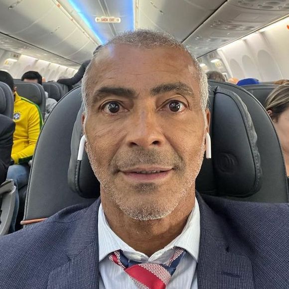 Romário não se intimidou com a ameaça de processo e disparou na web: "Estão fazendo sensacionalismo com o assunto. Ah, o pai do Messi disse que vai me processar por isso. Pode processar, a vontade"