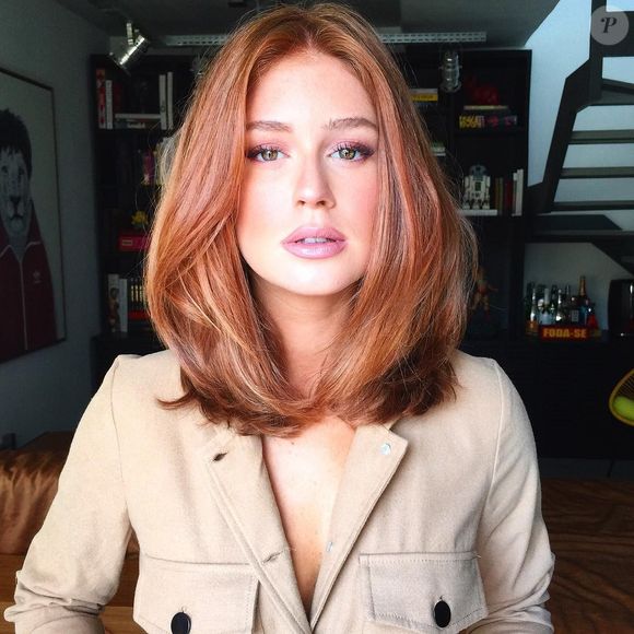 Cabelo long bob repicado sem franja de Marina Ruy Barbosa de 2014 foi sucesso