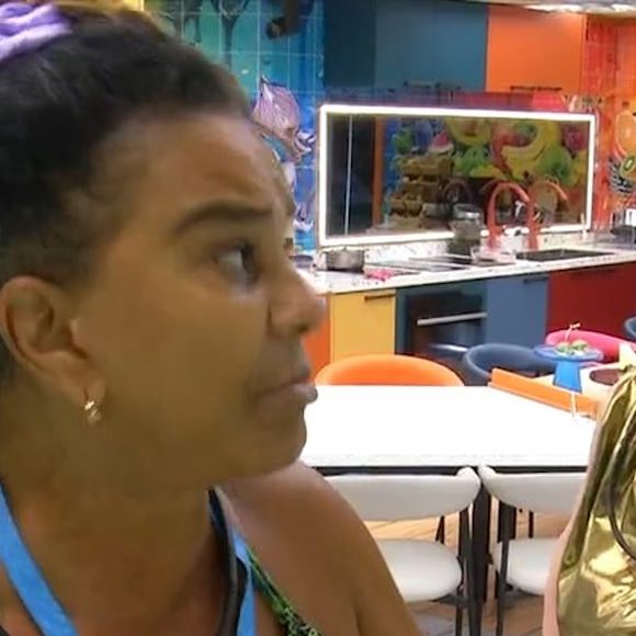 Em um dos momentos da discussão, Solange Couto disse que Ana Paula teria sido 'espraguejada' pela própria mãe