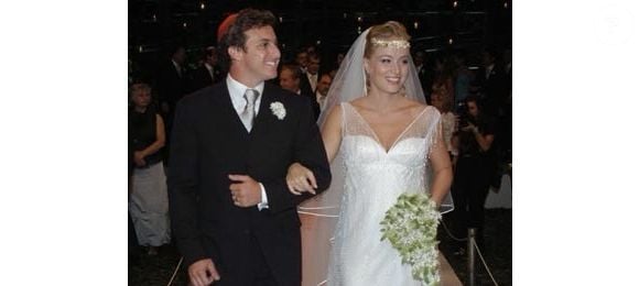 Angélica estava grávida de quatro meses de Joaquim quando se casou com Luciano Huck, em uma festa que entrou para a história do casal