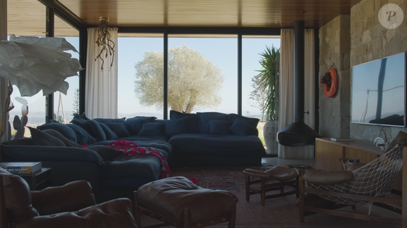 Giovanna Ewbank e Bruno Gagliasso construíram o rancho na época da pandemia e priorizaram a natureza e sustentabilidade em cada detalhe