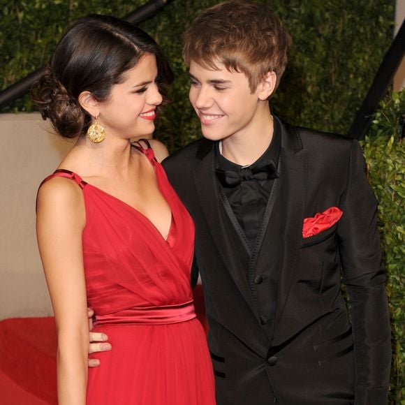 Justin Bieber e Selena Gomez namoraram entre 2010 e 2018, com algumas idas e vindas.