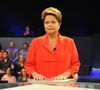 'Dilma Rousseff responde bem ao tratamento e deve receber alta nos próximos dias, conforme o protocolo do hospital, que mantém o tratamento integralmente em regime de internação', diz nota da equipe da ex-presidente
