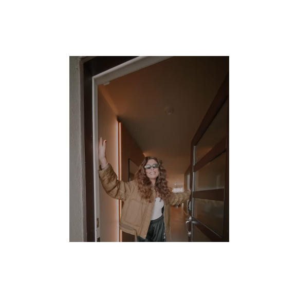 Juliana Paes postou no Instagram sua estadia na mansão de Deborah Secco nos Estados Unidos