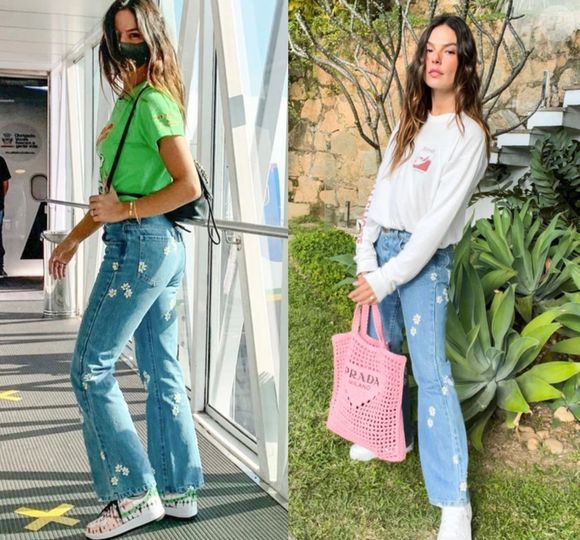 Isis Valverde usou calça jeans com aplicações de flores super fofa mais de uma vez