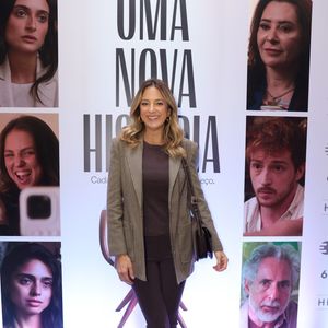 Ticiane Pinheiro marcou presença na pré-estreia do filme da sobrinha