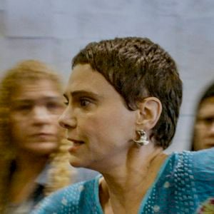 Celina impedirá tragédia com maionese contaminada em cena icônica de ‘Vale Tudo’