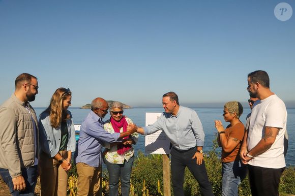 A cerimônia de inauguração da placa ocorreu nesta terça-feira, 8 de julho, e foi marcada por discursos emocionados, música ao vivo e a presença da família da jovem