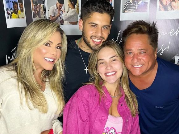 Virgínia Fonseca e Zé Felipe não são mais sócios na agência Talismã Digital, fundada pelo ex-casal com Poliana Rocha, mãe do cantor. As informações são do Portal Leo Dias