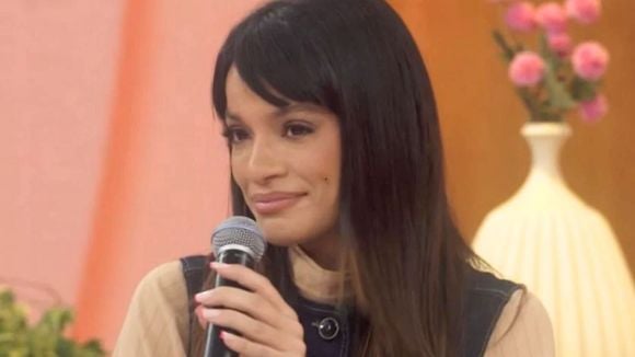 'Gal se revirando no túmulo': atriz de 'Vale Tudo' solta voz ao vivo no 'Encontro' e é detonada na web