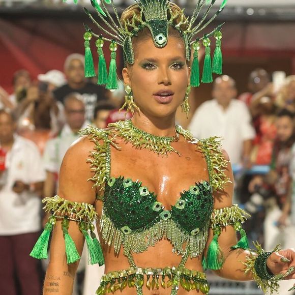 Samba de Virginia gera polêmica nas redes