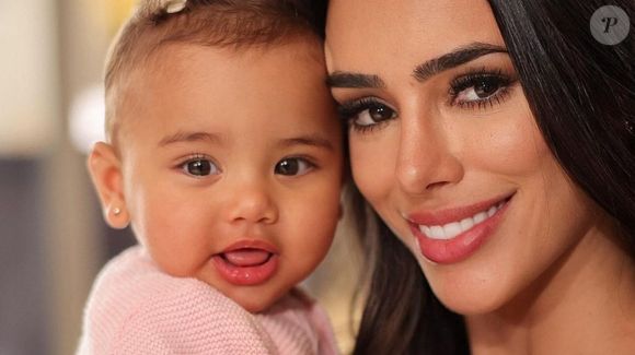 Durante o aniversário de um ano de Mavie, ocorrido no Rio de Janeiro, a presença tardia de Rafaella no evento foi percebida como um sinal de afastamento entre as duas.