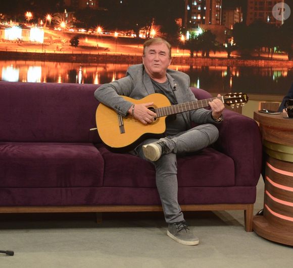 Amado Batista é dono de um patrimônio de bilhões e já causou polêmica ao dizer ser favorável ao regime militar