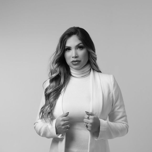 Camila Ângelo anulou o primeiro casamento, segundo uma tia