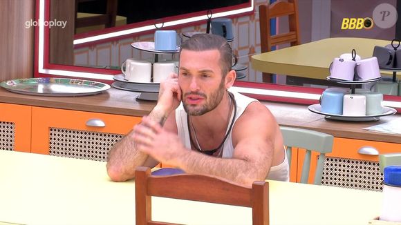 Diego Hypólito se envergonha após ter crise de ansiedade no 'BBB 25': 'Ataque de pelanca'