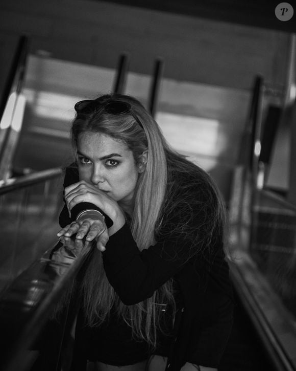 Lua Blanco morreu aos 39 anos no domingo (18), após enfrentar um câncer no intestino. A atriz ficou conhecida nacionalmente por interpretar Roberta Messi em Rebelde Brasil