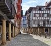 Apesar de viverem na Austrália, Chris Hemsworth e Elsa Pataky costumam passar parte do verão em Hondarribia, uma charmosa cidade do País Basco, no norte da Espanha