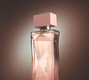 Lançado em 1995, o Essencial Feminino da Natura atravessou gerações e continua conquistando mulheres com seu aroma sofisticado e elegante. O clássico da perfumaria nacional segue firme entre os favoritos em 2026