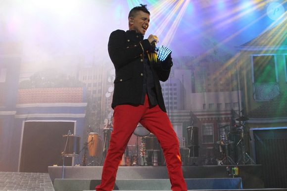 Netinho gostava de colecionar CDs, ser presenteado e presentear com o tipo de disco, em abril de 1997