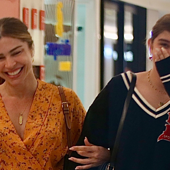 Do tamanho da mãe! Filha de Grazi Massafera e Cauã Reymond choca pela altura em passeio com a atriz. Fotos