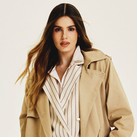 Entrevista | 'Usei bastante o guarda roupa do Klebber', admite Camila Queiroz sobre desafios de se vestir na gravidez; atriz elege o combo 'armadura' que a faz se sentir segura