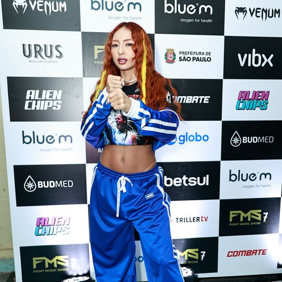Ruivinha de Marte foi uma das famosas que curtiram o Fight Music Show 7