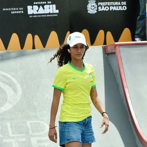 Rayssa Leal terminou em quarto lugar na final do Mundial de Skate Street, disputado neste domingo (08), em São Paulo