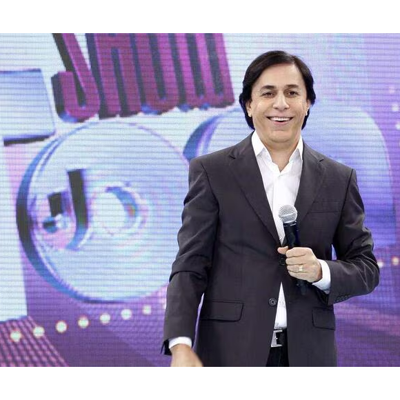 Tom Cavalcante teve outra passagem marcante pela Record TV nos anos 2000, quando comandava o ‘Show do Tom’
