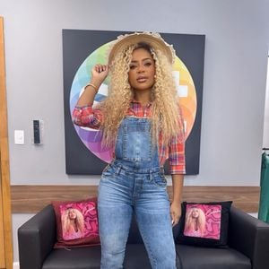 Cariúcha mal retornou de férias do 'Fofocalizando' e pediu demissão do SBT