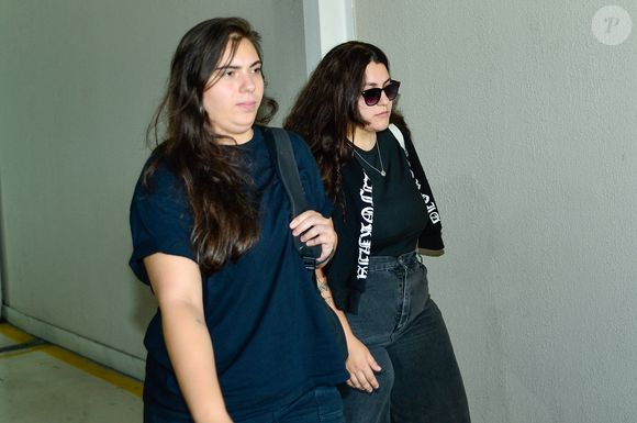 Filha de Gerson Brenner e Denize Taccto, Vica Brenner nasceu um mês após o pai levar tiro na cabeça