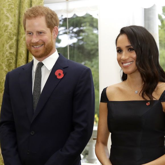 Meghan Markle e Príncipe Harry não estão com as prioridades aliadas, segundo fonte