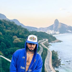 Zé Felipe provocou os seguidores com seu clique ousado