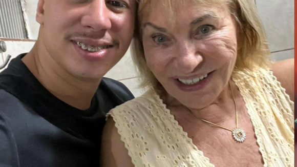 O padrasto de Eliana? Com apenas 24 anos, 17,7 mil seguidores e até uma música de amor: quem é Noé, rapaz que se diz namorado da mãe de famosa e chocou até Leo Dias; jovem tem 63 anos de diferença para Eva Michaelichen