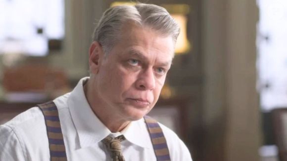 Resumo da novela 'Garota do Momento': Juliano se envolve em armadilha de Zélia.