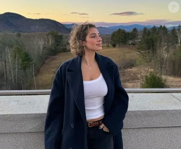 Hanna Bordage nunca soube que dor no pescoço poderia ser um sinal de câncer. Depois de terminar o ensino médio, ela foi para a universidade em New Brunswick, Canadá, onde jogou futebol universitário.