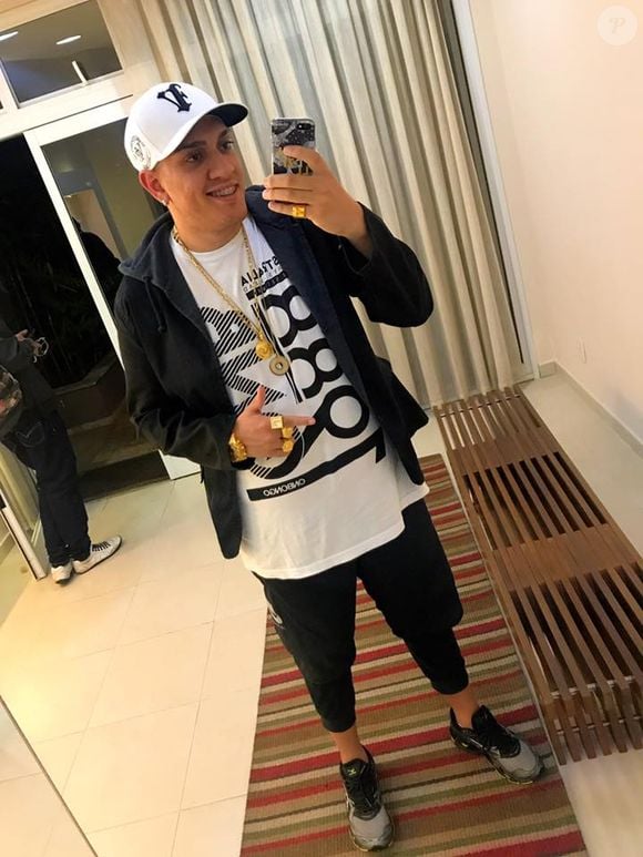 Embora muitas pessoas tenham apontado uma bariátrica, MC Binn não dependeu de cirurgias para isso