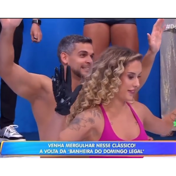A participação de Stephanie Gomes chamou atenção justamente por reviver um dos capítulos mais marcantes da trajetória de Solange Gomes, um dos maiores rostos da Banheira nos anos 1990