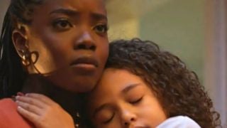 Resumo da novela 'Dona de Mim' (22 a 27 de dezembro): Sofia com chip no corpo? Leona implanta rastreador na menina, e Ryan vê carreira desmoronar com golpe cruel