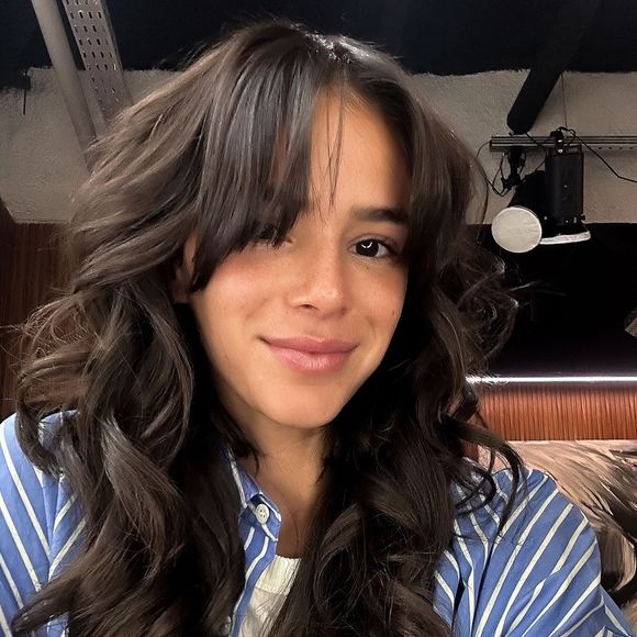 Tiago Parente também foi o responsável pelo corte shaggy hair em Bruna Marquezine