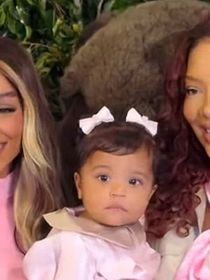 Ludmilla e Brunna Gonçalves combinam looks para festa de 1 ano da filha, Zuri. Veja imagens da comemoração luxuosa!