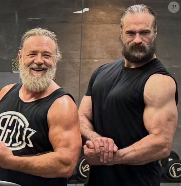 Em agosto de 2026, durante a reta final de 'The Last Druid', o ator publicou no Instagram uma foto na academia com Drew McIntyre — estrela da WWE e seu colega de elenco no filme —, mostrando a evolução de sua musculatura