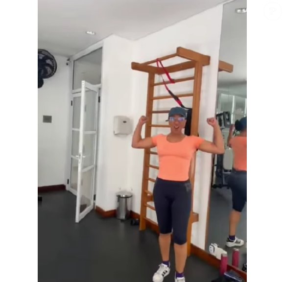 Adriana Lessa, a Naná de 'Terra Nostra', compartilhou com seus seguidores a rotina de atividades físicas no Instagram.
