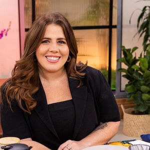 Tati Machado emocionou a internet ao revelar que está grávida novamente. O anúncio foi celebrado por famosos como Angélica e Rafa Kalimann