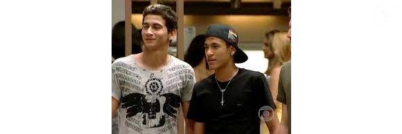 Neymar atuou ao lado de amigos do Santos como Ganso em 'Malhação'