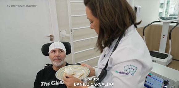 Mingau voltou a comer