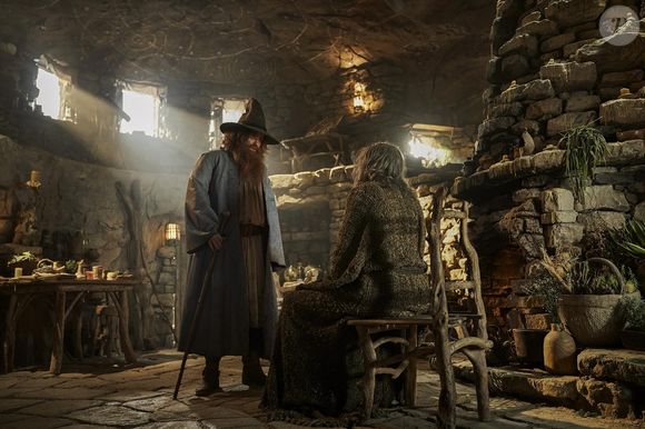 As duas primeiras temporadas somam 16 episódios, todos disponíveis no Prime Video, e a terceira temporada estreia em 11 de novembro de 2026