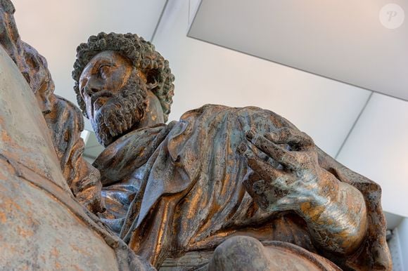 Como lembra Marco Aurélio, o que vemos é sempre uma perspectiva, nunca a verdade completa