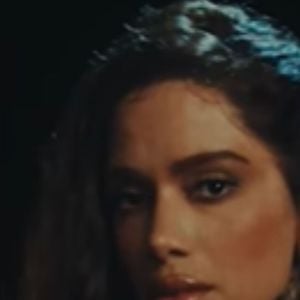 Depois de lançar a primeira parte de 'EQUILIBRIVM', Anitta revelou a data do segundo volume do álbum e celebrou parceria com a Natura